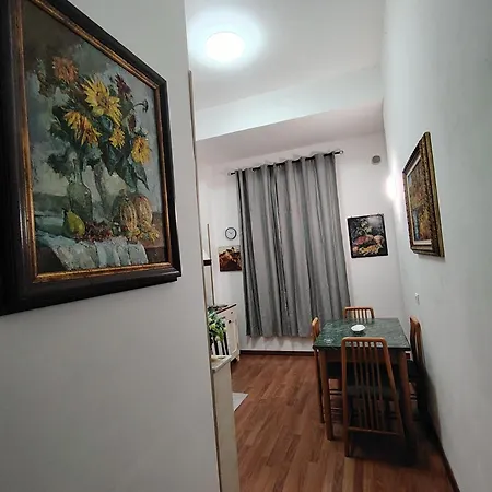 Apartamento Falstaff 2 *